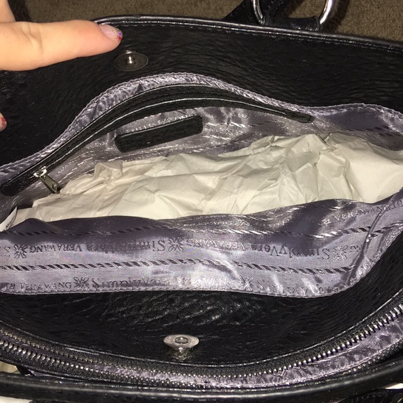 Simply Vera - Picture 6 of 8